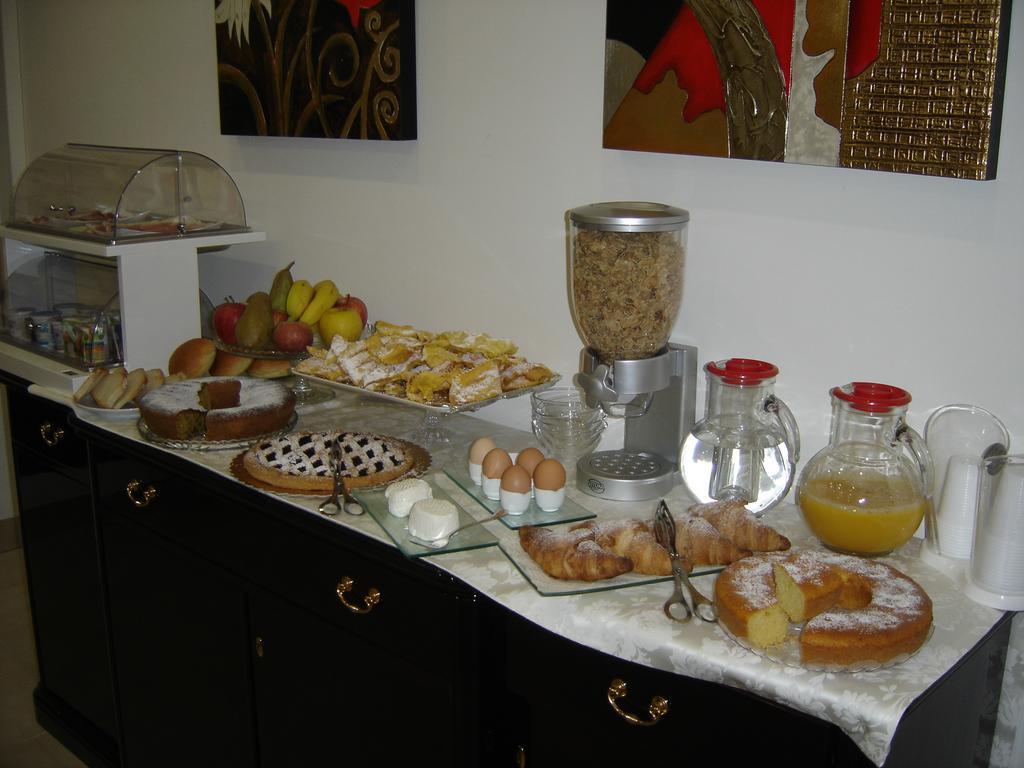 Fontana Vecchia Bed & Breakfast Atina Bagian luar foto