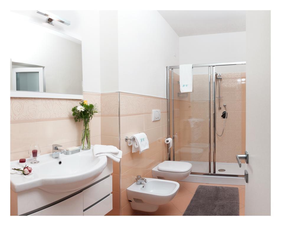 Fontana Vecchia Bed & Breakfast Atina Bagian luar foto