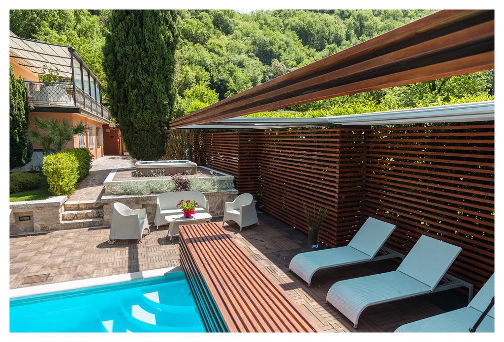 Fontana Vecchia Bed & Breakfast Atina Bagian luar foto
